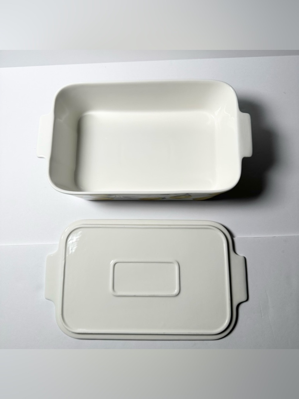 2-Lemon EuroGarden Oval & Rectangle Oven To Table Lidded Casserole Baker 3 in 1 - Picture 11 of 16